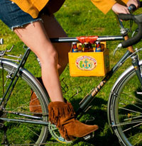 Pedaler-friendly six-pack holder